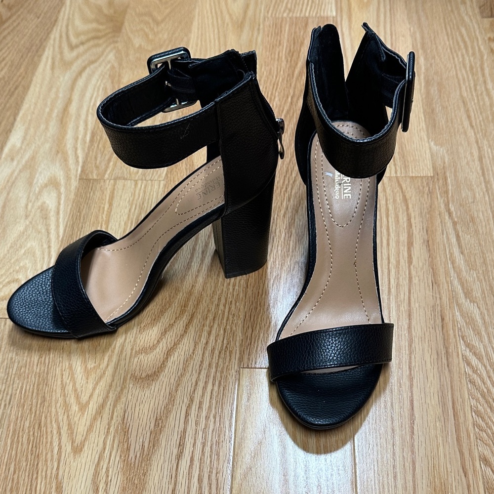 Catherine Malandrino Black Block Heel Sandals